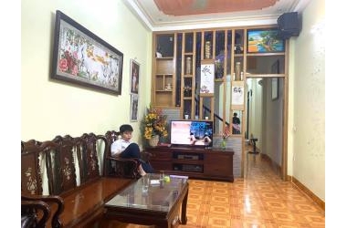 Chỉ hơn 4 tỷ có ngay nhà phố BỒ ĐỀ - 76m2 - ô tô đỗ cửa – CỰC HIẾM!