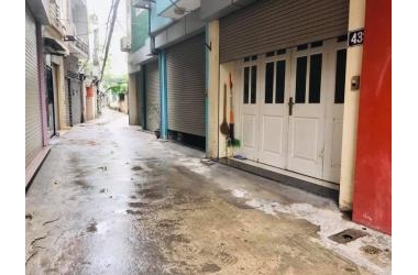 BÁN NHÀ BÁT KHỐI, 31M, 5 TẦNG, MT 4.9M, GIÁ 2.35 TỶ, LH:0943151661