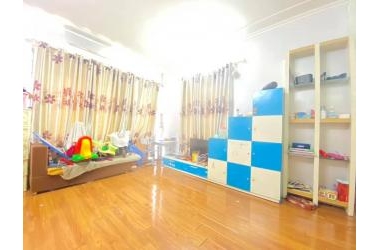 Bán nhà Bạch Đằng chỉ 3 tỷ 300tr, DT 56m2, 4 Tầng, MT 3.2m, SĐCC, Về ở ngay