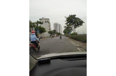 VỠ NỢ !!! Bán 80m2 đất MẶT CHÍNH ĐƯỜNG 21m PHÚC LỢI - LONG BIÊN-HN
