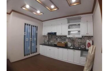 MẶT PHỐ - VỈA HÈ RỘNG - THANG MÁY - KINH DOANH .