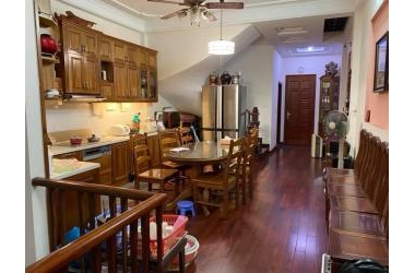 Bán nhà Hoàng Cầu 60m2, 4 tầng, giá chào 8.2 tỷ