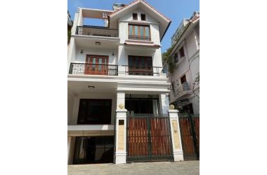 Cần Bán gấp nhà view Tây Hồ MT12m, 137m2 giá 38 tỷ, vỉa hè rộng