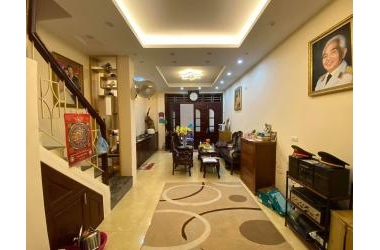 3 tỷ! Nhà Đẹp Ở Luôn! Ngõ 360 Xã Đàn 55m, 3 tầng, mặt tiền 4m
