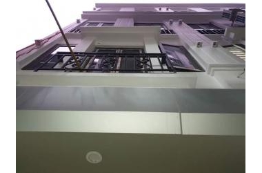 nhà phân lô Vương Thùa Vũ 70m, mặt tiền 5,5m, 3,5 tầng lô góc, ngõ ô tô quay đầu thoải mái.