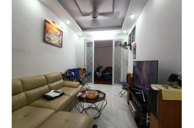 Chính chủ cần bán gấp nhà Tam Trinh - Hoàng mai sổ chính chủ nở hậu 35m với 4 tầng, mặt tiền 3.5m cực đẹp