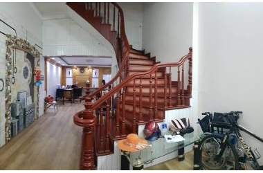 Hiếm! Bán nhà Nguyễn Ngọc Nại, 50m2, 5,1 tỷ, ô tô tránh  8m, mới.