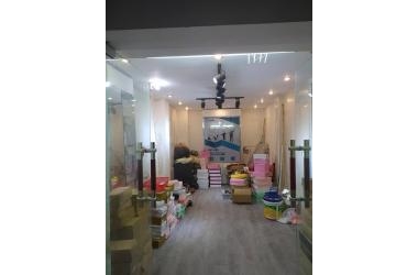 Nhà đẹp cực hiếm Hoàng Cầu 42m2 6 tầng giá siêu rẻ chỉ hơn 4 tỷ