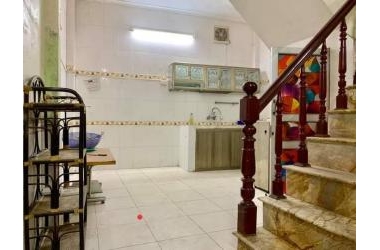 Bán Nhà Kim Ngưu, Hai Bà Trưng 35m2, 4 Tầng, Mặt Tiền 4m, Gần Phố, Ở Luôn, Giá 2.45 Tỷ.