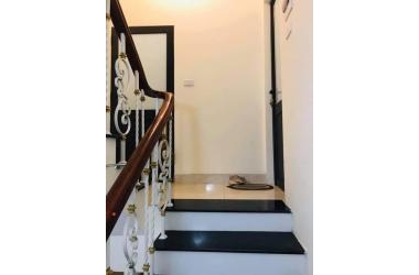 Bán Nhà Thái Hà, Đống Đa 32m2, 4 Tầng, Mặt Tiền 3.6m, Gần Phố, Giá 2.9 Tỷ.