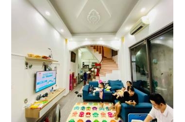 Chính chủ sổ đỏ, cần tiền Bán gấp nhà Bùi Xương Trạch - Thanh Xuân 40m giá 3.2 tỷ