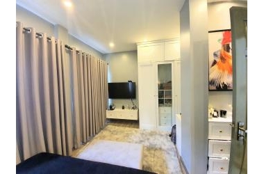 Bán gấp nhà Quốc Tử Giám 56m2 5T, MT5m giá chào 5.3 tỷ