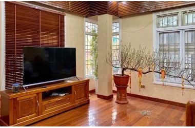 Nhà đẹp VIP nhất phố Hoàng Ngọc Phách 62m2 giá chỉ 9.896 tỷ