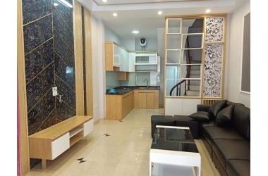 HẠ SỐC 200 TRIỆU THÁNG CÔ HỒN,PHẠM NGỌC THẠCH, 52m2x5T, 2 thoáng, 4.6 TỶ. LH GẤP  0966908099