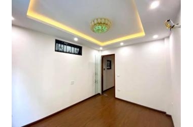 NHÀ MỚI ĐẸP - NỞ HẬU – SÁT PHỐ THƯỢNG THANH – VÔ VÀN TIỆN ÍCH – 4 TẦNG CHỈ 2.9 TỶ