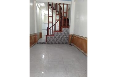 NHỈNH 3 TỶ XÁCH VANI VỀ Ở _30 Ô TÔ TRÁNH_SỔ NỞ HẬU_HÀ ĐÔNG