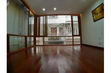 Bán nhanh Nhà MP Kim Liên,50m2,MT khủng,giá chào 6.48