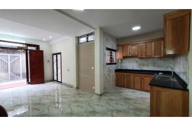 Thịnh liệt hoàng mai siêu đẹp 5 tầng lô góc