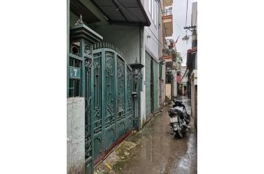 Bán nhà Thượng Thanh Long Biên , 47m2, 3T, MT 4M, Giá 2.5 tỷ ,kinh doanh