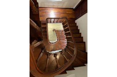 Bán nhà Bát Khối, 40m2x5tầng, Ô tô đỗ cửa, tặng toàn bộ nội thất xịn.