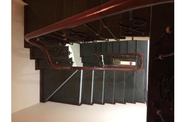 Hiếm , Bán nhà Ngọc Thụy 39m2. 5 Tầng giá chỉ 2.65 tỷ ô tô tránh vài bước chân