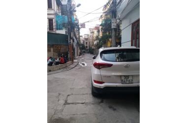 Nhà đẹp cực hiếm khu Dịch Vọng, 50m2,5 tầng giá chỉ nhỉnh 5 tỷ