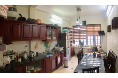 HẠ SỐC 500TRIỆU, NHÀ THÁI HÀ 43,5XMT4M, LÔ GÓC,SÁT PHỐ CHỈ HƠN 4TỶ