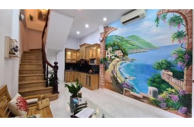 NHỈNH 4 TỶ, CÓ NGAY NHÀ 5 TẦNG , QUẬN ĐỐNG ĐA, Ô TÔ ĐỖ CỬA, LÔ GÓC, 2 THOÁNG. LH 0966908099