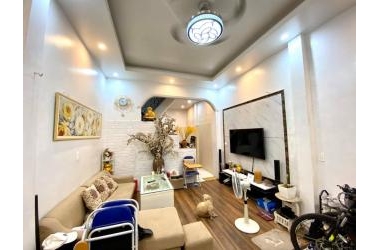 BÁN GẤP NHÀ NGÕ TRẠI CÁ, HAI BÀ TRƯNG 44M2X4T, 3.05 TỶ.LH 0912366632.