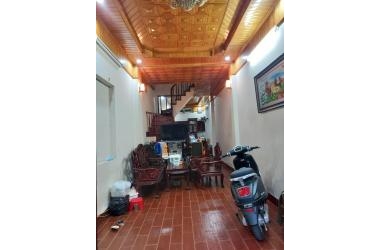 Bán nhà nguyễn chính hoàng mai 60m 5 tầng 4.3 tỷ ngõ 3m