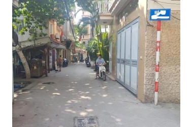 Cực rẻ nhà Mậu Lương, ngõ thông, 35m, 2,3 tỷ, bagac đua, LH 0967897269.