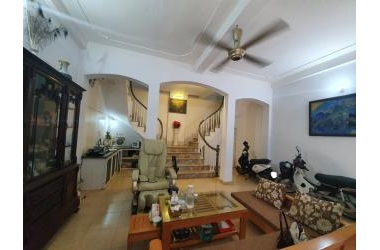 Nhà hiếm , Phố Hoàng Văn Thái , phân lô , 52m , mt 4,3m , 4.65 tỷ , 034 567 1506