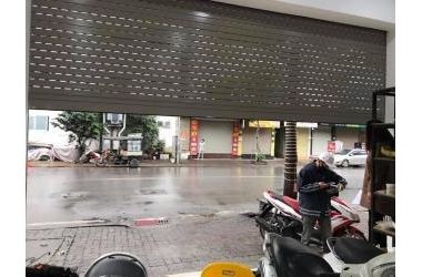 nhà 4 tầng, dt 157m, ngõ 12m đẹp nhất Quận,15 tỷ, mặt tiền 10m.