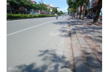 BÁN NHÀ MẶT PHỐ NGÔ GIA TỰ, 70M2, KINH DOANH ĐỈNH, GẦN KĐT VIỆT HƯNG, GIÁ CHỈ NHỈNH 8 TỶ