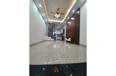 Nhỉnh 3 tỷ nhà DT 34m 3 tầng 3 ngủ - Nguyễn Trãi