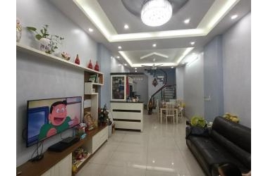 BÁN NHÀ CỔ LINH, 40M2, 4 TẦNG, NGAY GẦN AEON, CHỈ HƠN 2 TỶ