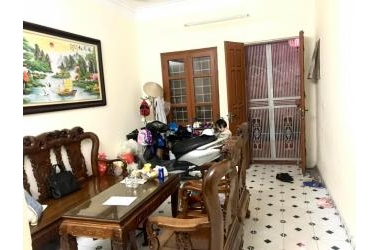 NHỈNH 3 TỶ Ô TÔ ĐỖ CỬA - KINH DOANH - DT34M - 4 TẦNG - PHỐ KHƯƠNG HẠ - NHÀ ĐẸP - PHÂN LÔ
