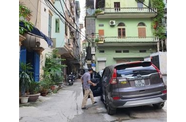 NHÀ ĐẸP PHỐ 8.3 THANH NHÀN, HAI BÀ TRƯNG, Ô TÔ ĐỖ – KINH DOANH, CHỈ 3.5 TỶ