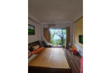 NHÀ NGỌC THUỴ. LÔ GÓC, 30M2, 4 TẦNG Ở NGAY–- NGÕ TO RỘNG – FULL ĐỒ CHỈ 2.3 TỶ