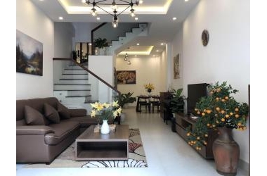 Ô tô vào nhà , phố Lê Trọng Tấn , 3 thoáng , phân lô Vip , 36m , 5 tầng , 4,5m Mt , 3.1 tỷ . Lh nhanh Mr Nhâm 03456 71 506