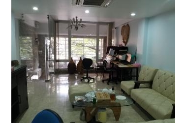 Bán nhà Phố Tô Vĩnh Diện-Lô góc-ô tô-ngõ thẳng mấy bước chân ra phố kinh doanh chỉ 5 tỷ