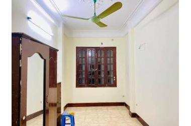 Bán Nhà Nguyễn Lân Thanh Xuân 44m 3 Tầng 2,9 Tỷ Rẻ Dân Trí Cao Gần Ô Tô 3 Thoáng