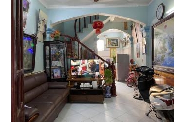2.8 tỷ! Ô tô đỗ cửa! Nhà phố Trần Hòa 38m, 4 tầng, mt 3.5m