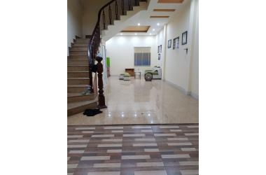 3.3 tỷ! Lô Góc! 3 mặt thoáng! Nhà Định Công Hạ 63m, 4 tầng, mt 4.5m
