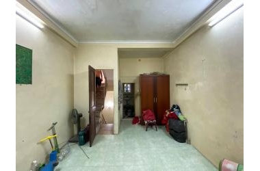Bán nhà, Đại La 4 tầng vài bước ra phố 1.8 tỷ