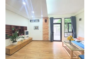 Nhà đẹp, hiếm, nội thất sang trọng, gần ô tô MT 5 m dưới 4 tỷ