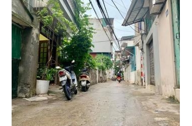 ddunhj công hạ, ô tô vào nhà, kinh doanh, 42m, 4 tầng, 3,15 tỷ