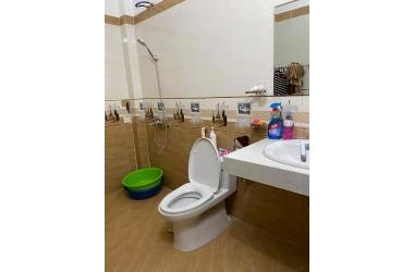 BÁN NHÀ TRẦN KHÁT CHÂN 38M2 __ 5 TẦNG __ 3 TỶ