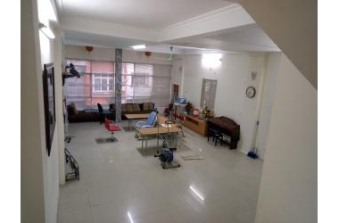 Cần bán Nhà 4 tầng 100m Phố LẠC LONG QUÂN giá 16.8 tỷ phân lô ô tô tránh