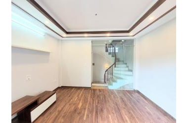 Bán Nhà Mới Trương Định 5 Tầng Tặng Nội Thất 36m 2,9 Tỷ Gần Ô Tô Cách Phố 20m 0372002356